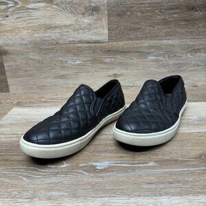 Steve Madden Ecentrcq Black Quilted Slip On Women s Size 9M